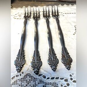 Vintage Supreme silver stainless flatware demitasse small forks floral Japan